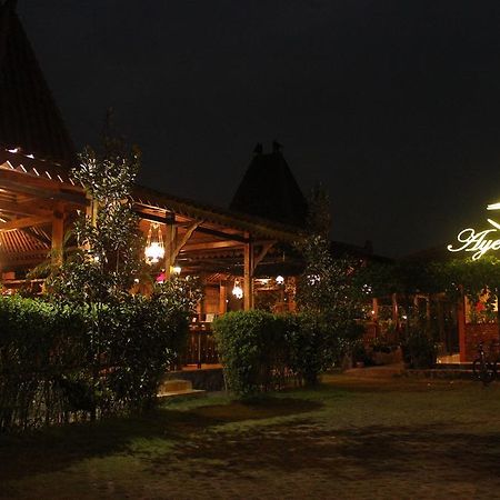 Joglo Ayem Tentrem Prambanan Buitenkant foto