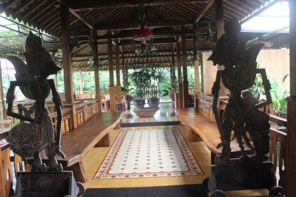 Joglo Ayem Tentrem Prambanan Buitenkant foto